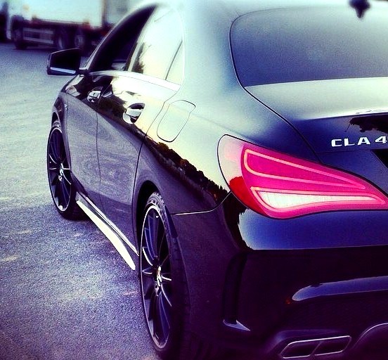 Mercedes-Benz CLA 45 AMG (Instagram @mbusa)