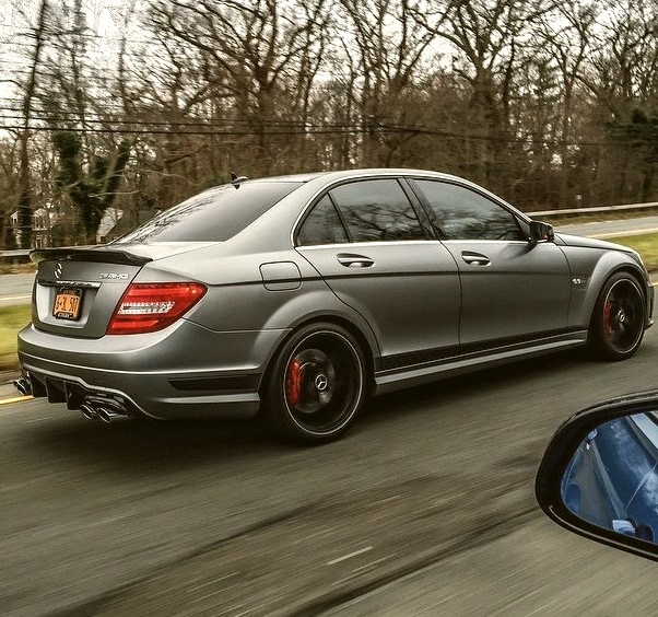 Mercedes-Benz C 63 AMG Edition 507 (Instagram @_lakeshow_)